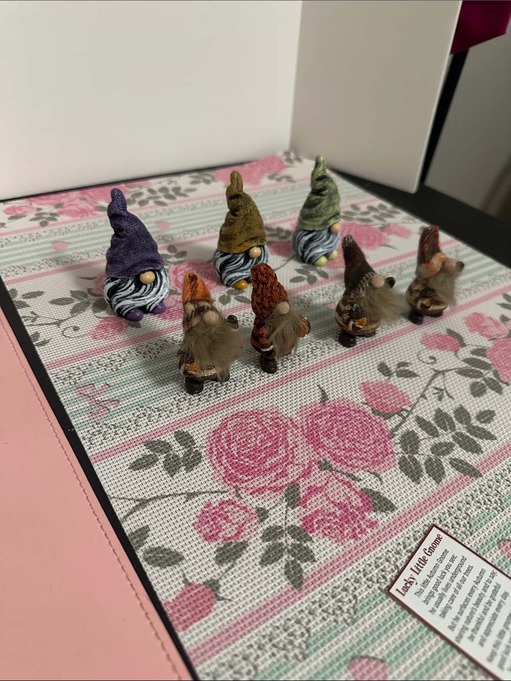 Decorative Small Gnome Figurines Set - Multicolor NWT - Picture 4 of 6